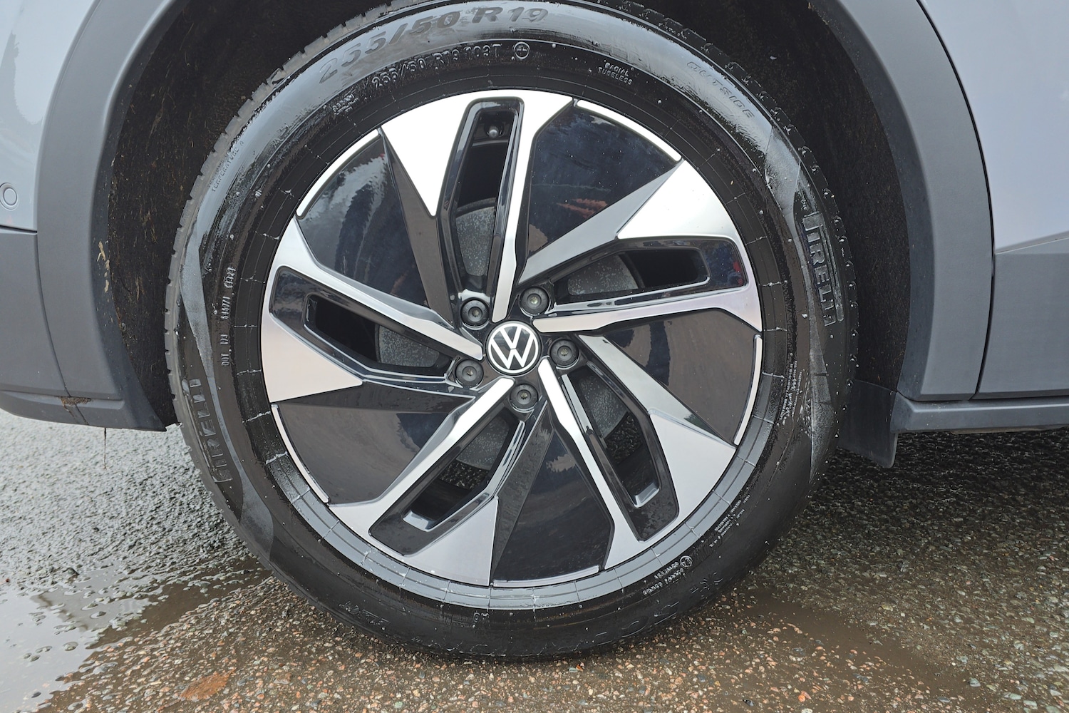 Used Volkswagen ID.4 2025 for sale - 77739811: Photo 5