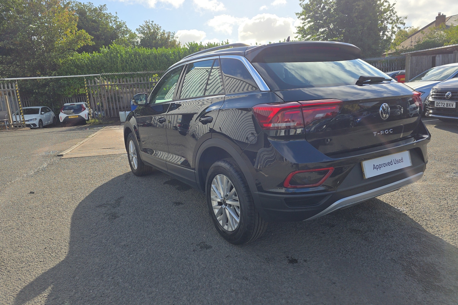 Used Volkswagen T-Roc 2024 for sale - 76678785: Photo 16