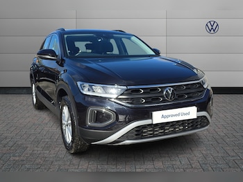 Used Volkswagen T-Roc 2024 for sale - 76678785: Photo