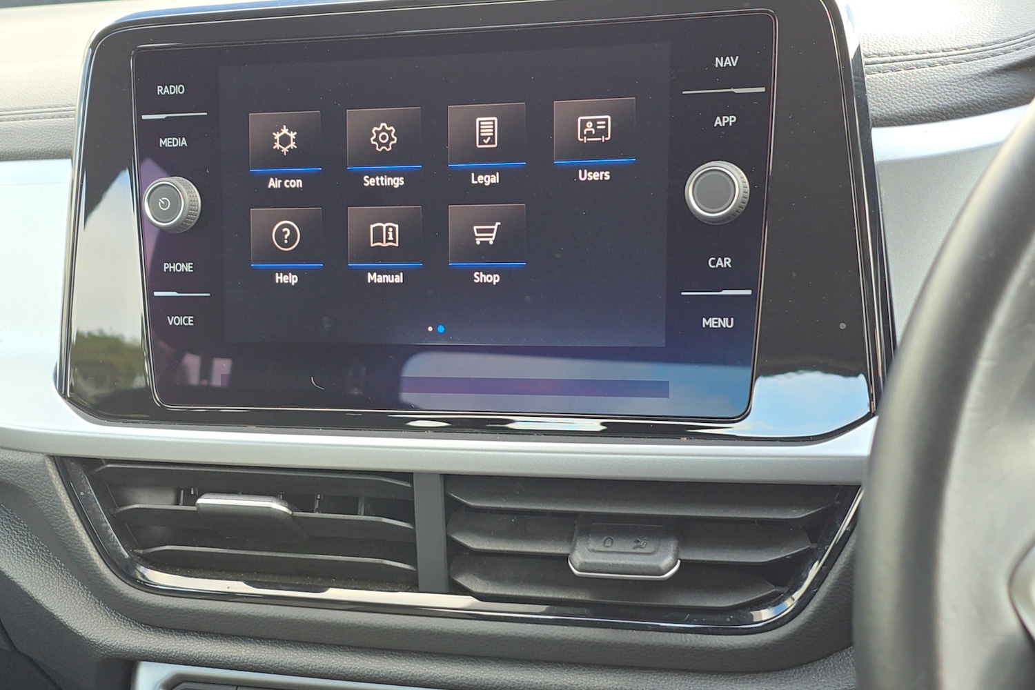 Used Volkswagen T-Roc 2024 for sale - 76678785: Photo 24