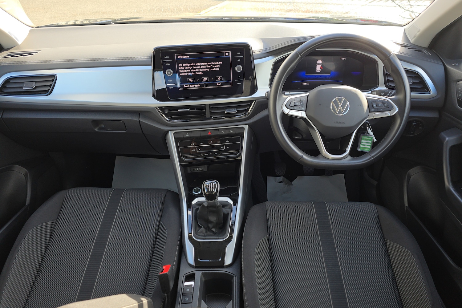 Used Volkswagen T-Roc 2024 for sale - 76678785: Photo 8