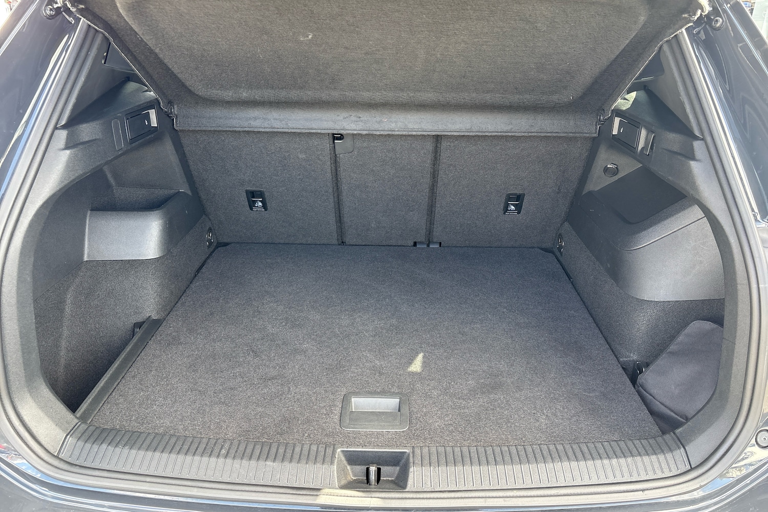 Used Volkswagen Tiguan 2024 for sale - 78146056: Photo 12