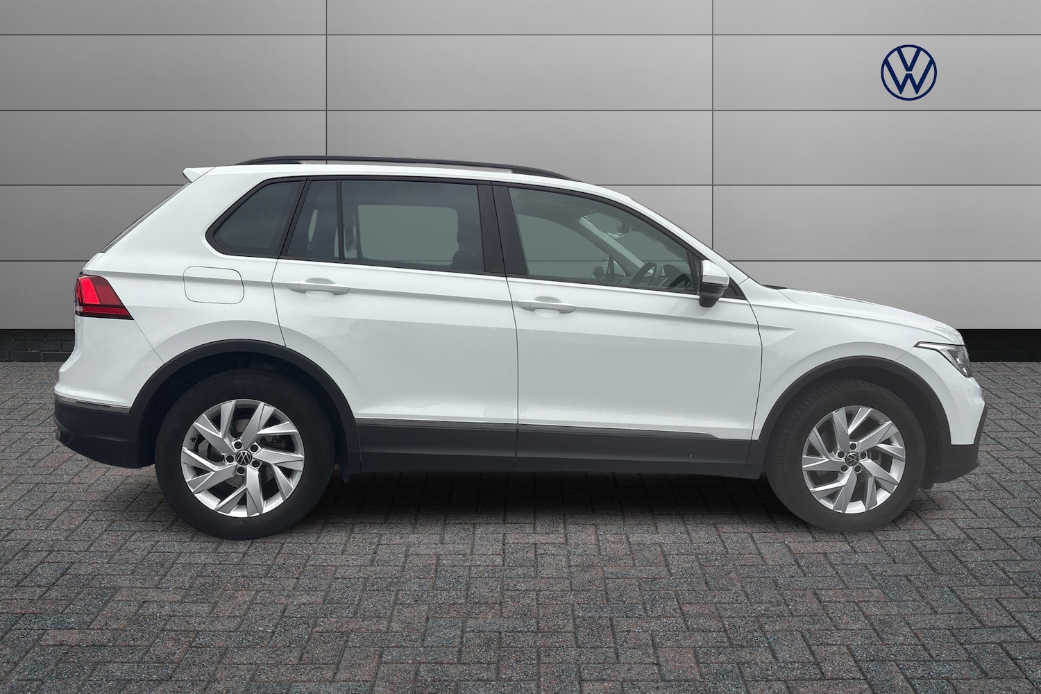Used Volkswagen Tiguan 2022 for sale - 77552221: Photo 4
