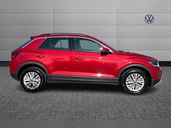 Used Volkswagen T-Roc 2023 for sale - 78264282: Photo