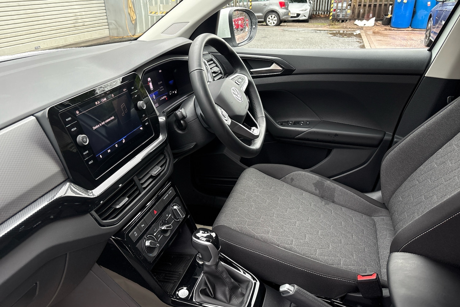 Used Volkswagen T-Cross 2025 for sale - 77332810: Photo 2