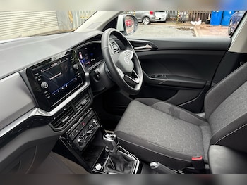 Used Volkswagen T-Cross 2025 for sale - 77332810: Photo