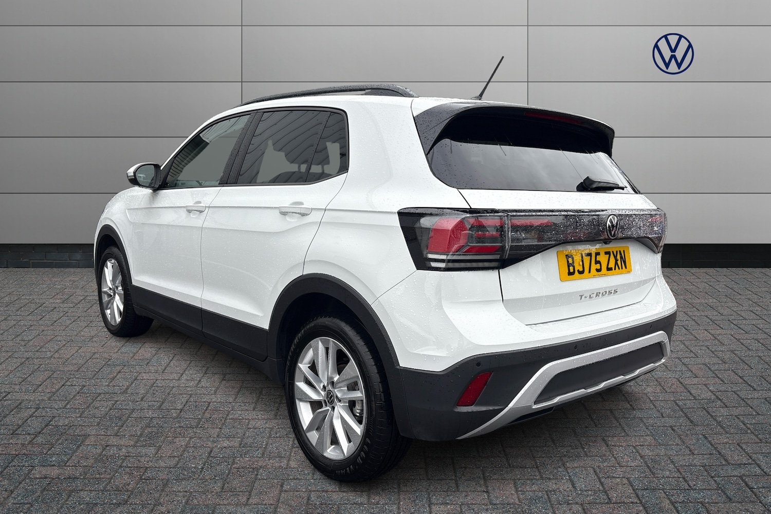 Used Volkswagen T-Cross 2025 for sale - 77332810: Photo 3