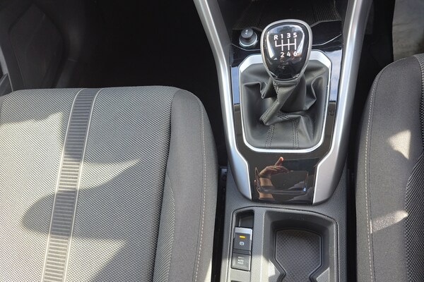 Used Volkswagen T-Roc 2023 for sale - 76272112: Photo 10