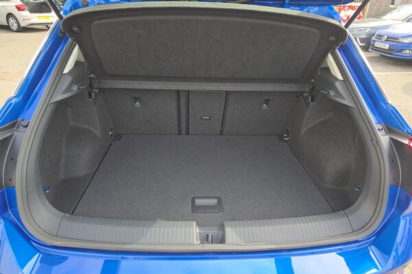 Used Volkswagen T-Roc 2023 for sale - 76272112: Photo 12