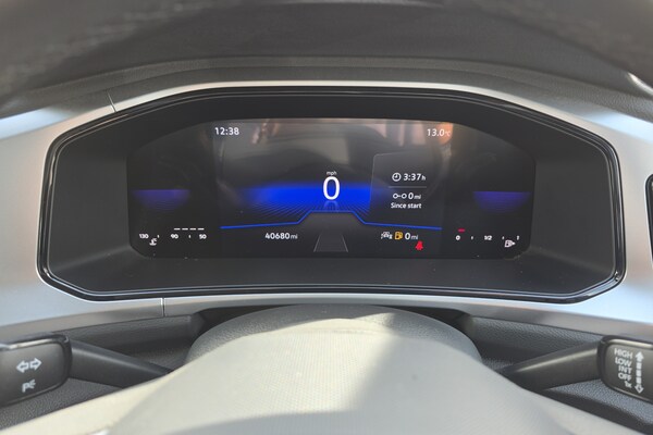 Used Volkswagen T-Roc 2023 for sale - 76272112: Photo 13