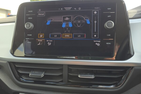 Used Volkswagen T-Roc 2023 for sale - 76272112: Photo 21