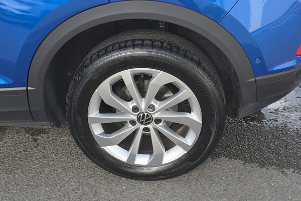 Used Volkswagen T-Roc 2023 for sale - 76272112: Photo 24