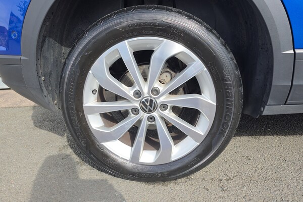 Used Volkswagen T-Roc 2023 for sale - 76272112: Photo 5