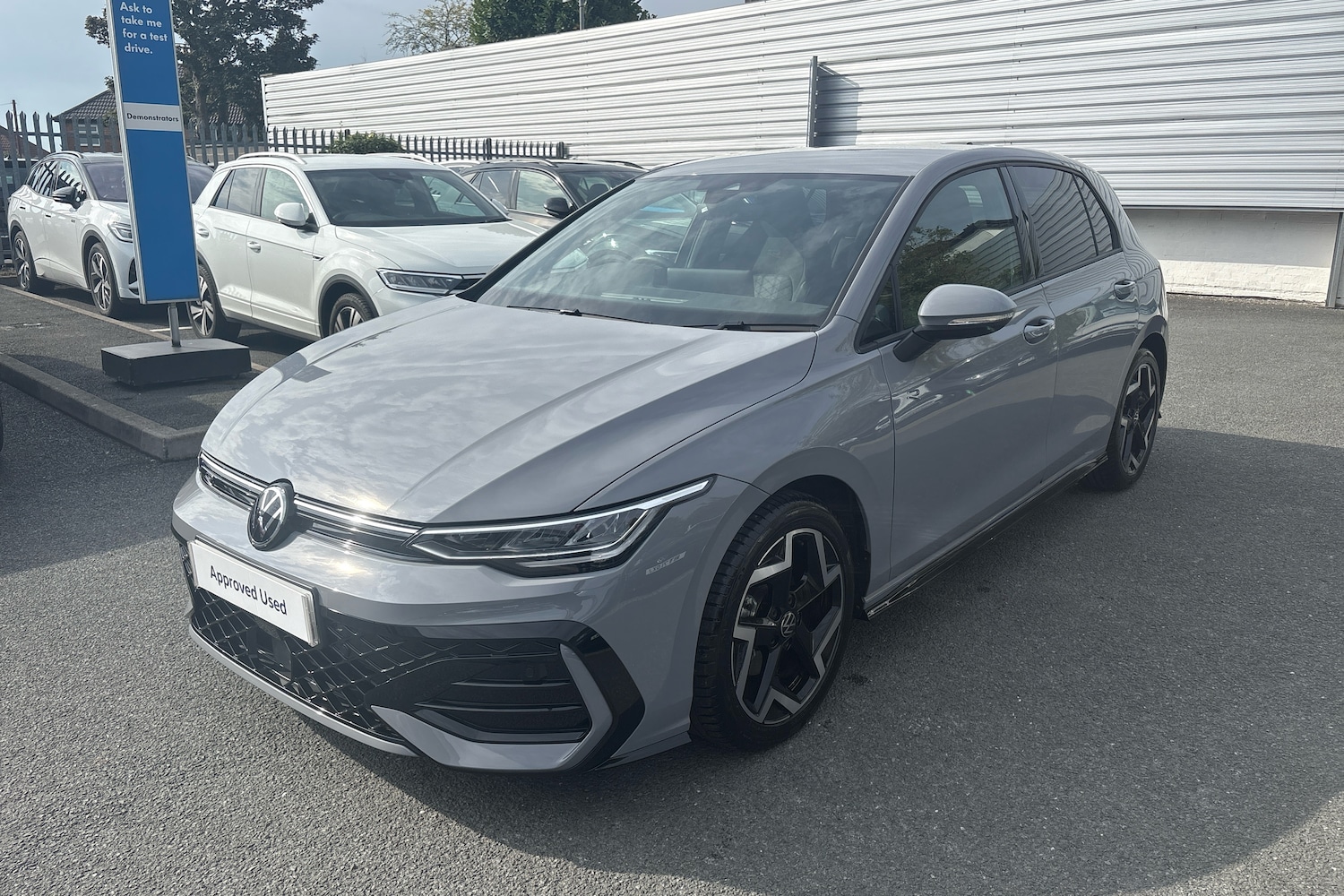 Used Volkswagen Golf 2025 for sale - 76679335: Photo 17