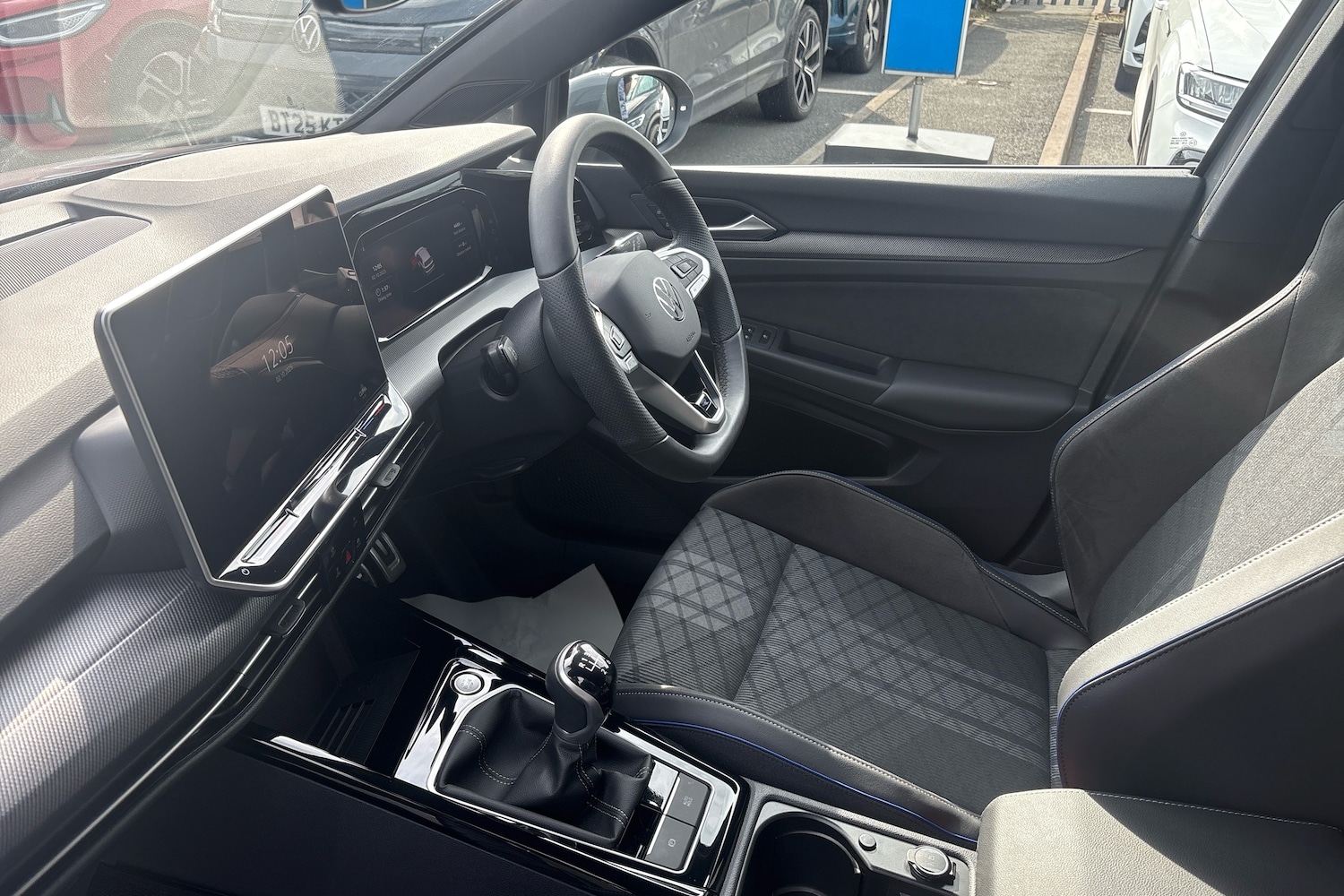 Used Volkswagen Golf 2025 for sale - 76679335: Photo 2