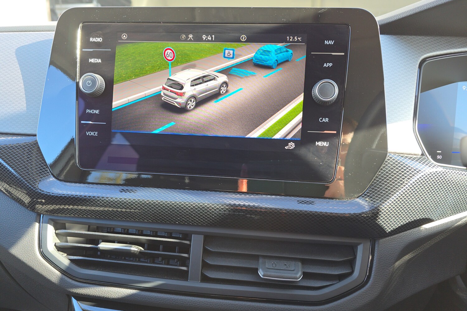 Used Volkswagen T-Cross 2024 for sale - 76677991: Photo 25