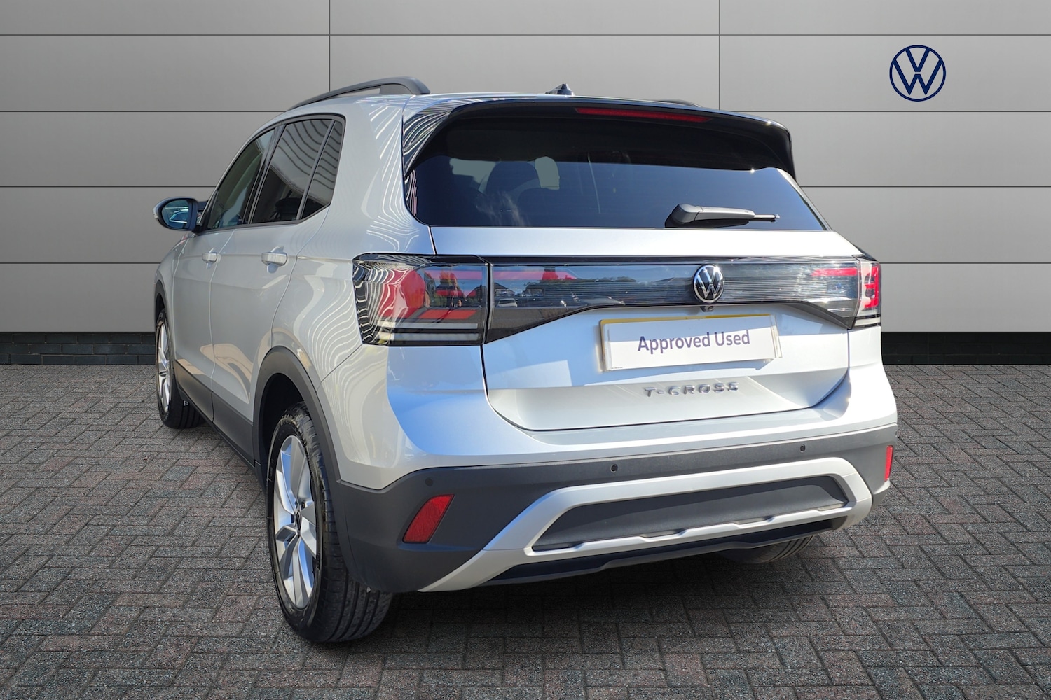 Used Volkswagen T-Cross 2024 for sale - 76677991: Photo 3