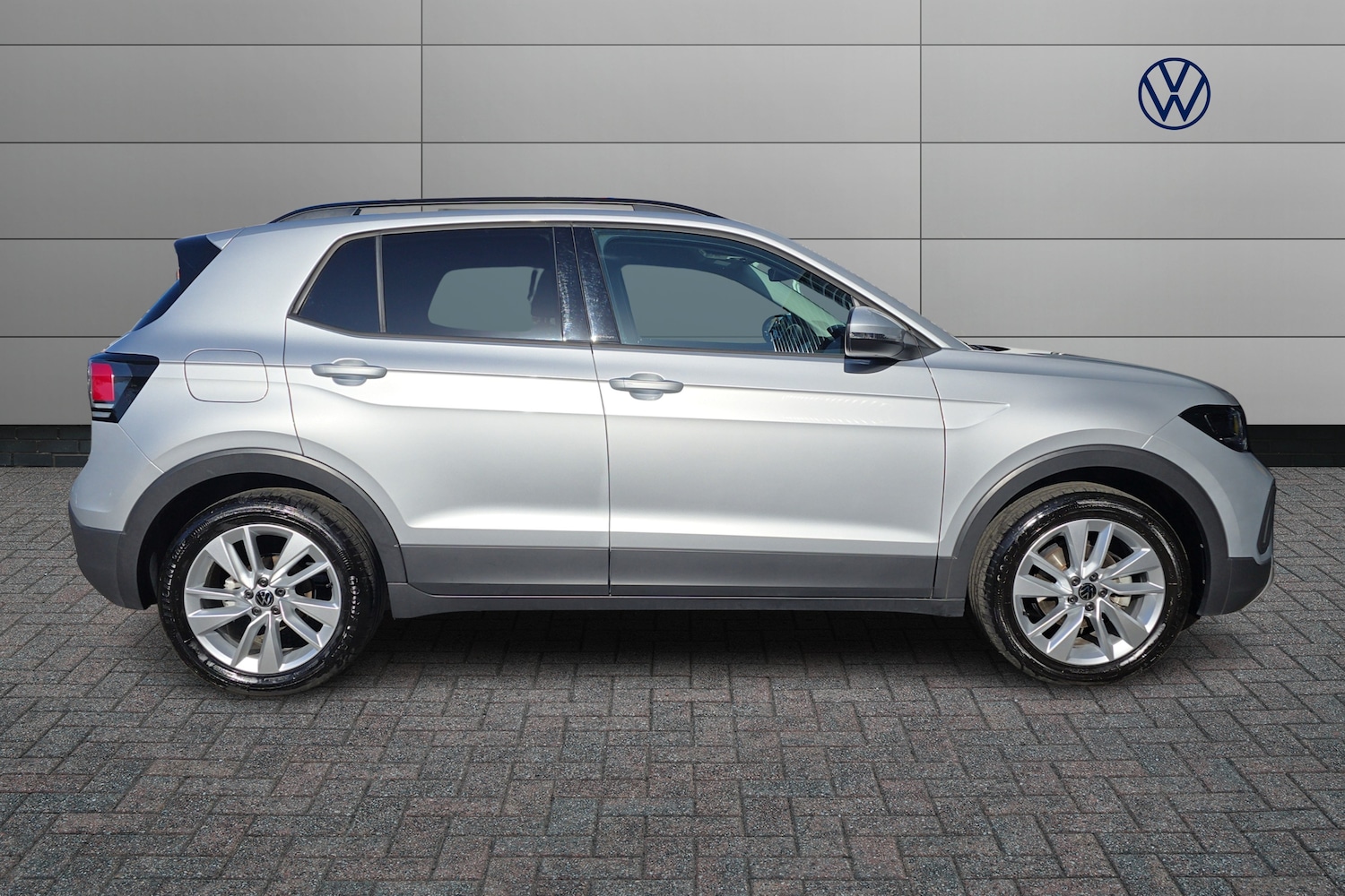 Used Volkswagen T-Cross 2024 for sale - 76677991: Photo 4