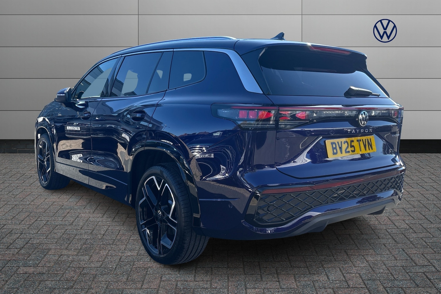 Used Volkswagen Touran 2025 for sale - 76680095: Photo 3