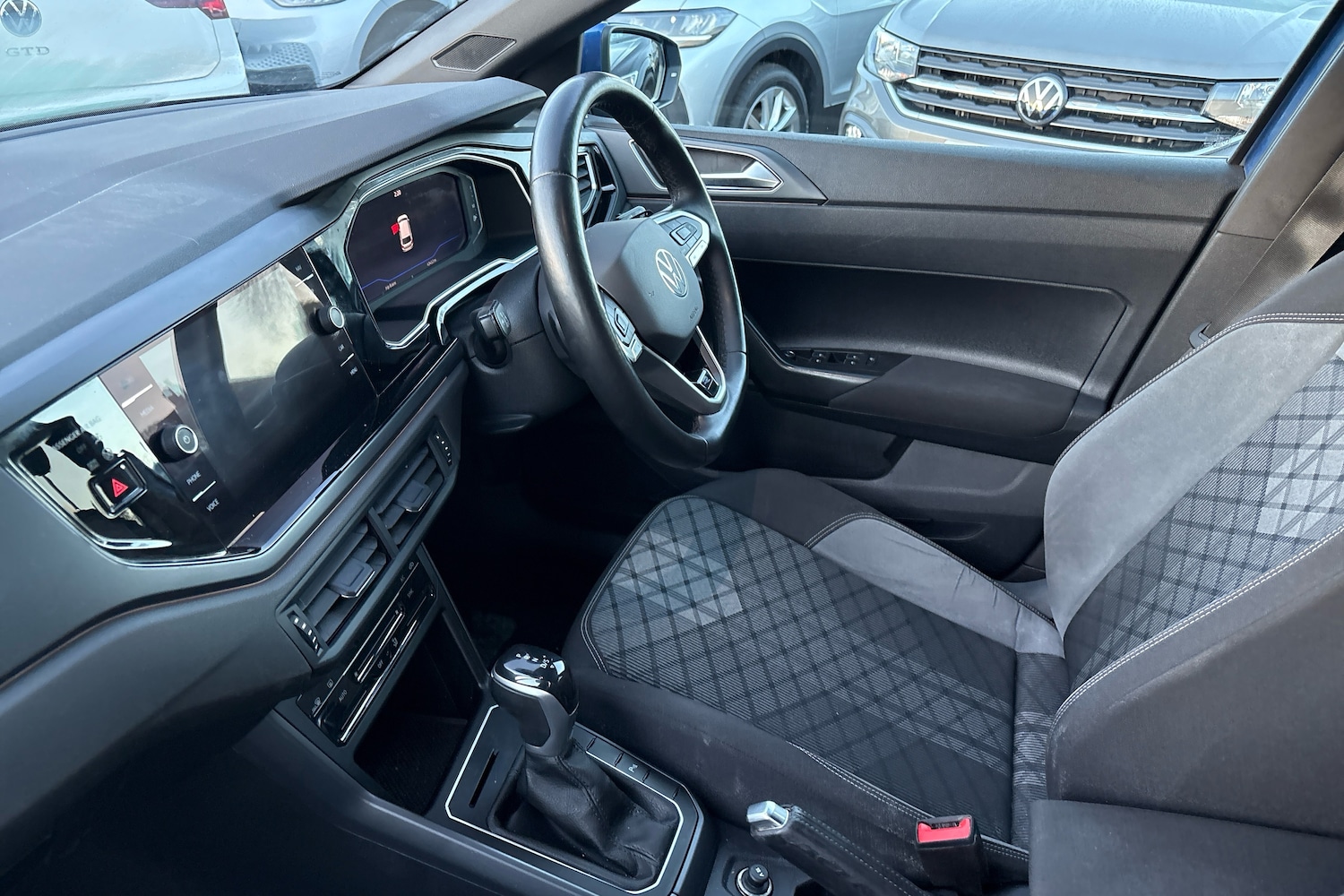 Used Volkswagen Polo 2022 for sale - 77576242: Photo 2