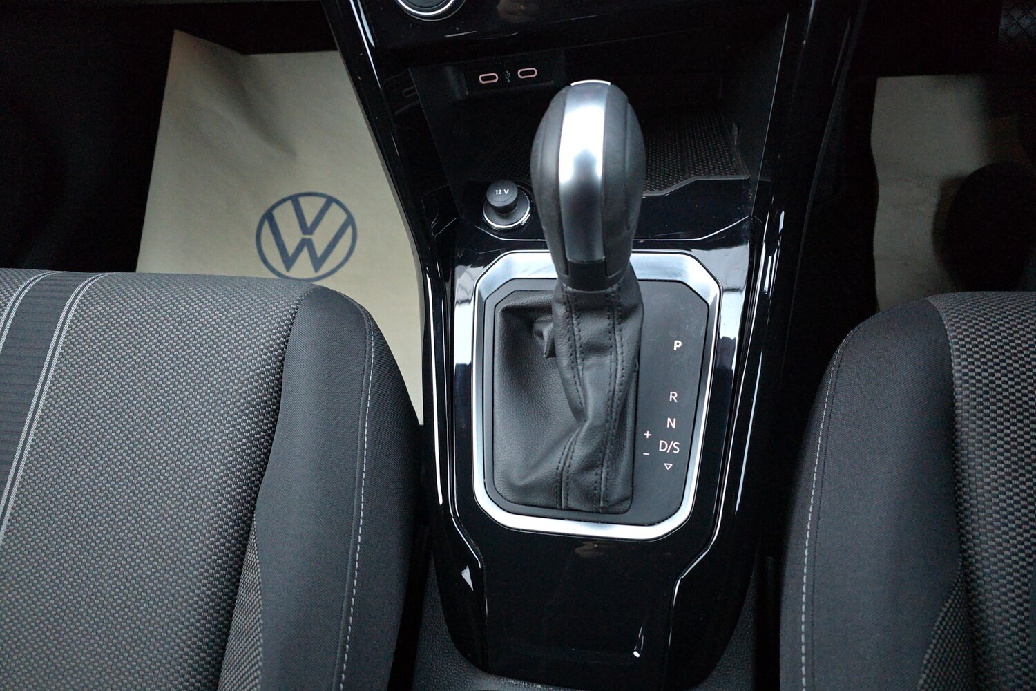 Used Volkswagen T-Roc 2022 for sale - 77480061: Photo 10