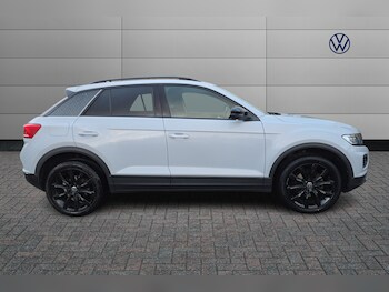 Used Volkswagen T-Roc 2022 for sale - 77480061: Photo