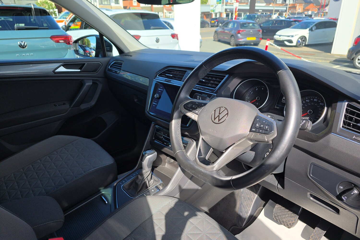 Used Volkswagen Tiguan 2021 for sale - 77346633: Photo 6