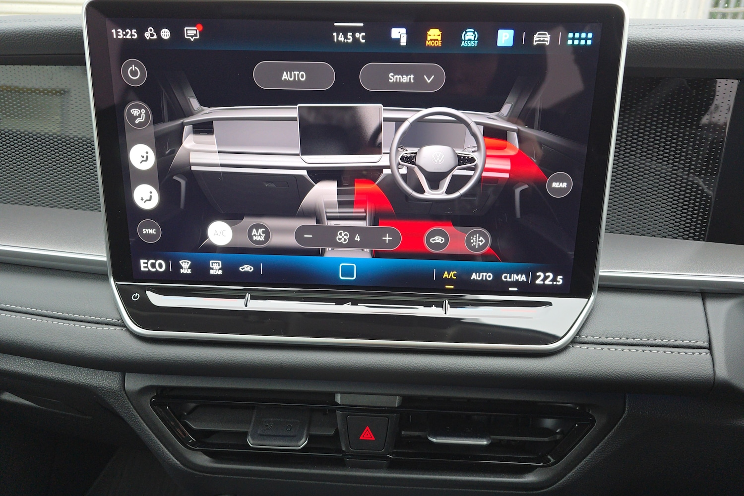 Used Volkswagen Touran 2025 for sale - 77618266: Photo 24