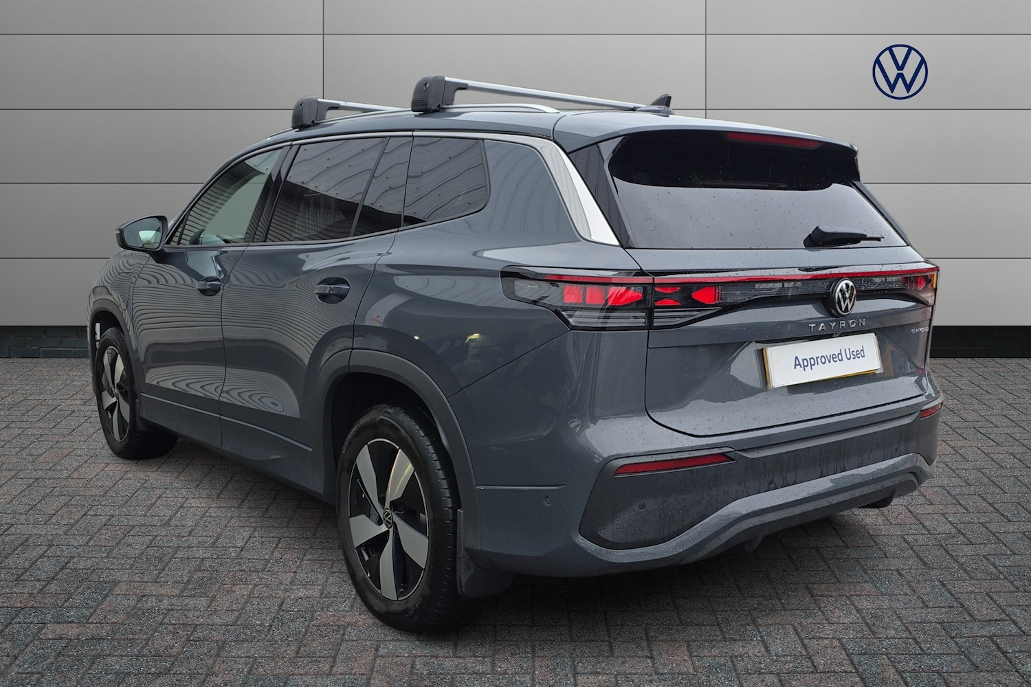 Used Volkswagen Touran 2025 for sale - 77618266: Photo 3