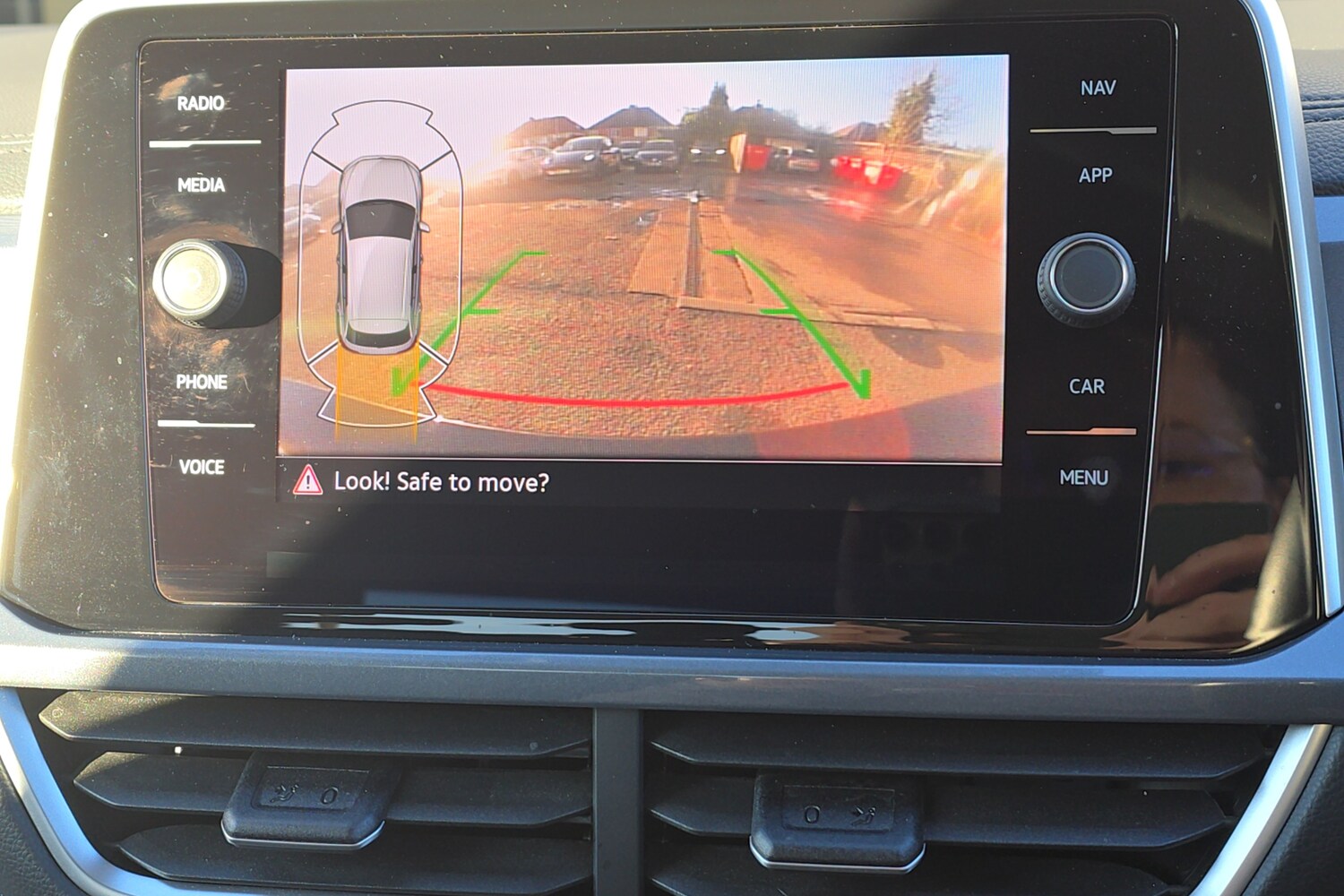 Used Volkswagen T-Roc 2023 for sale - 76675915: Photo 16