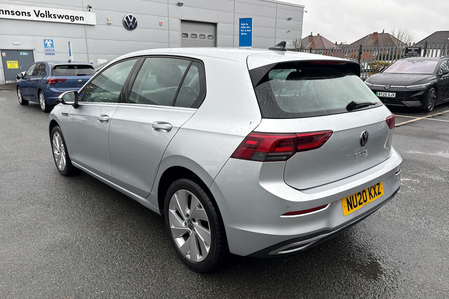Used Volkswagen Golf 2020 for sale - 76680978: Photo 20