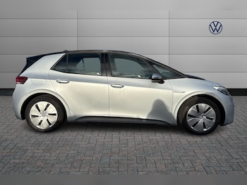 Used Volkswagen ID.3 2022 for sale - 77122424: Photo