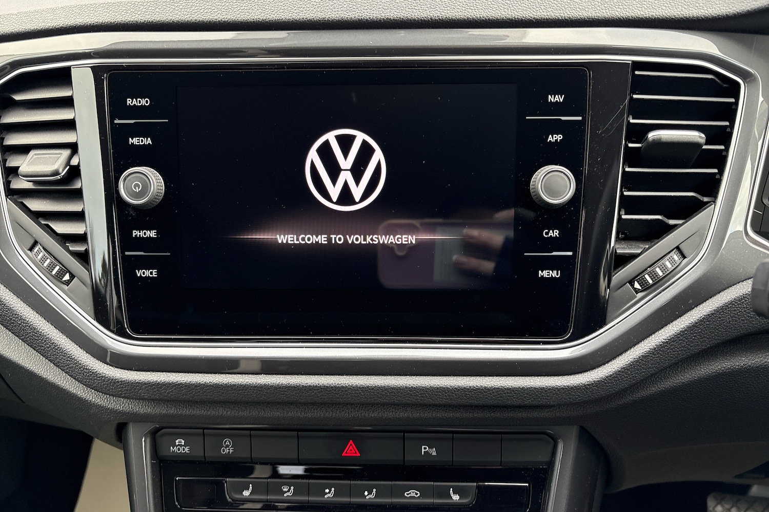 Used Volkswagen T-Roc 2021 for sale - 76681339: Photo 9