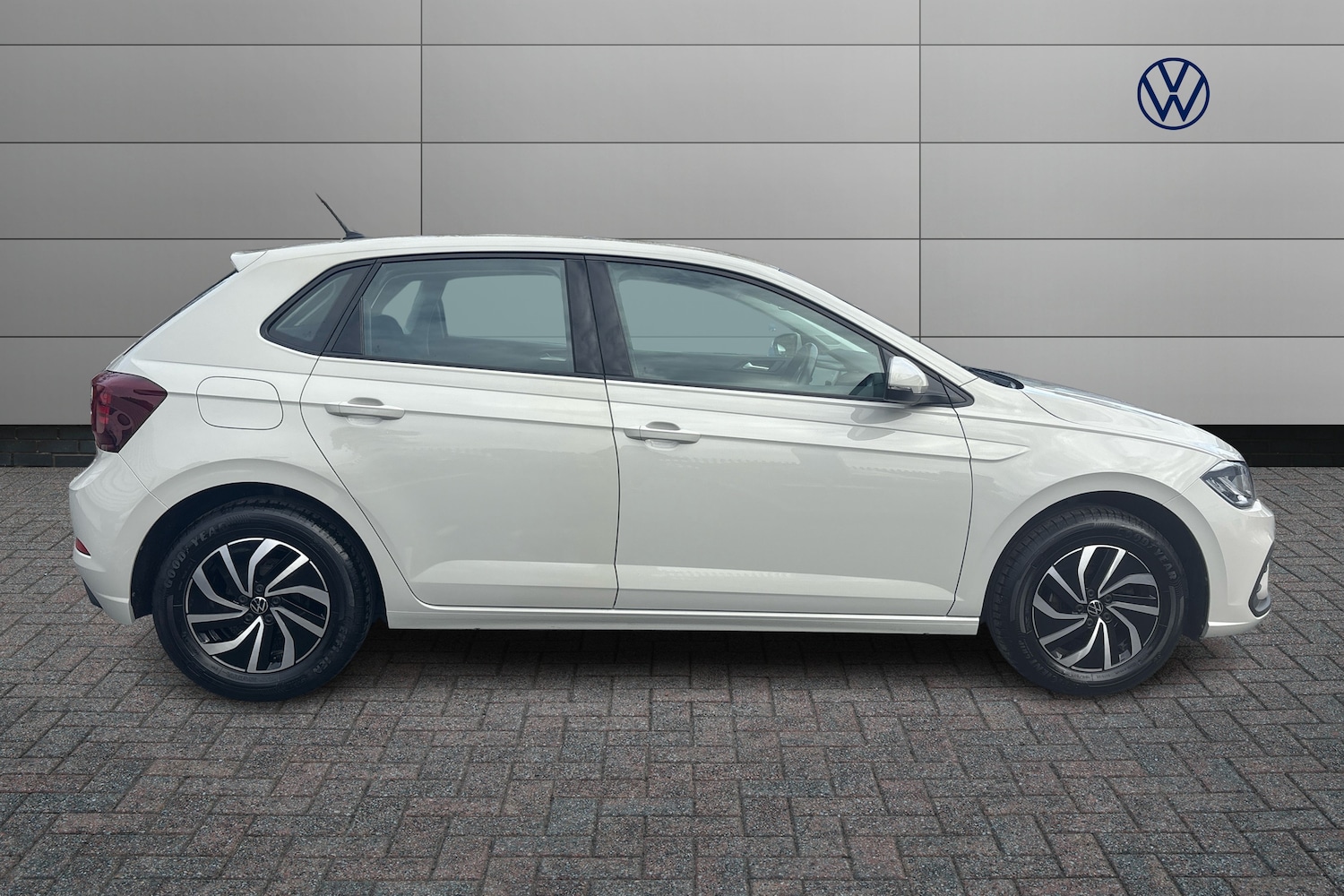 Used Volkswagen Polo 2023 for sale - 76514532: Photo 4