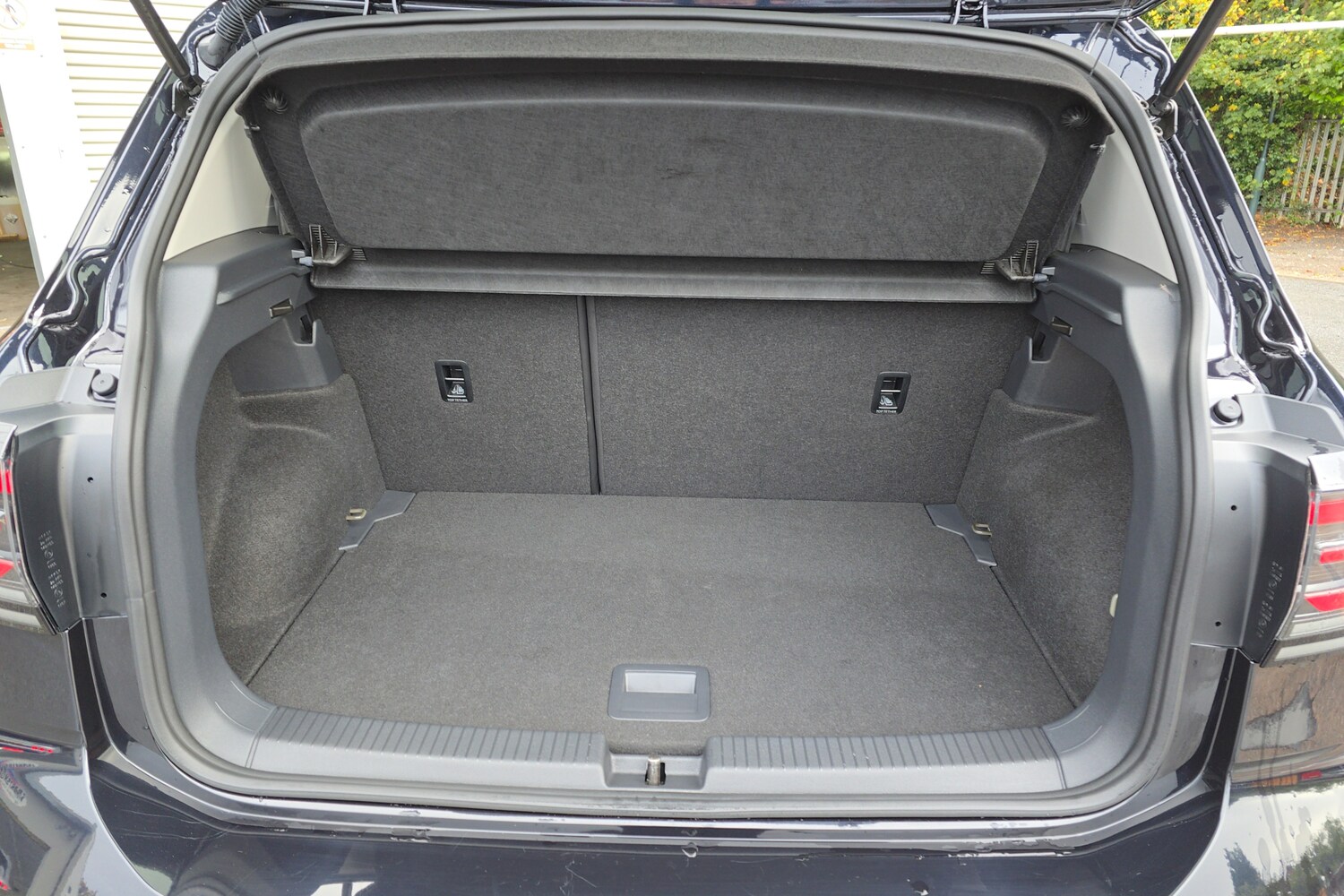 Used Volkswagen T-Cross 2025 for sale - 76679737: Photo 12