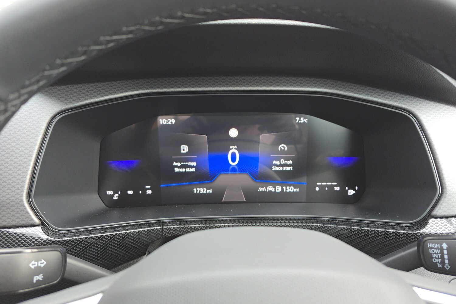 Used Volkswagen T-Cross 2025 for sale - 76679737: Photo 7