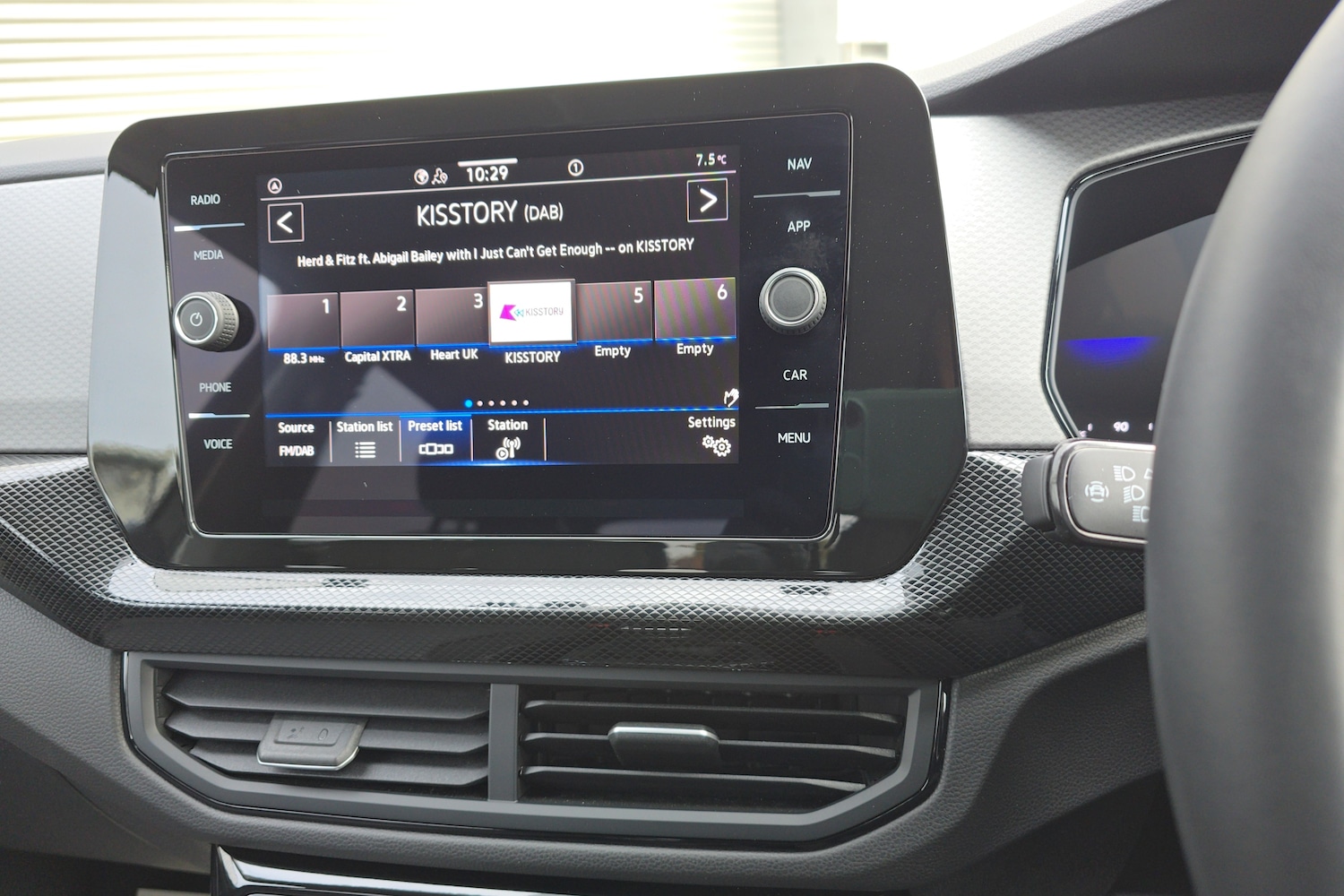 Used Volkswagen T-Cross 2025 for sale - 76679737: Photo 9