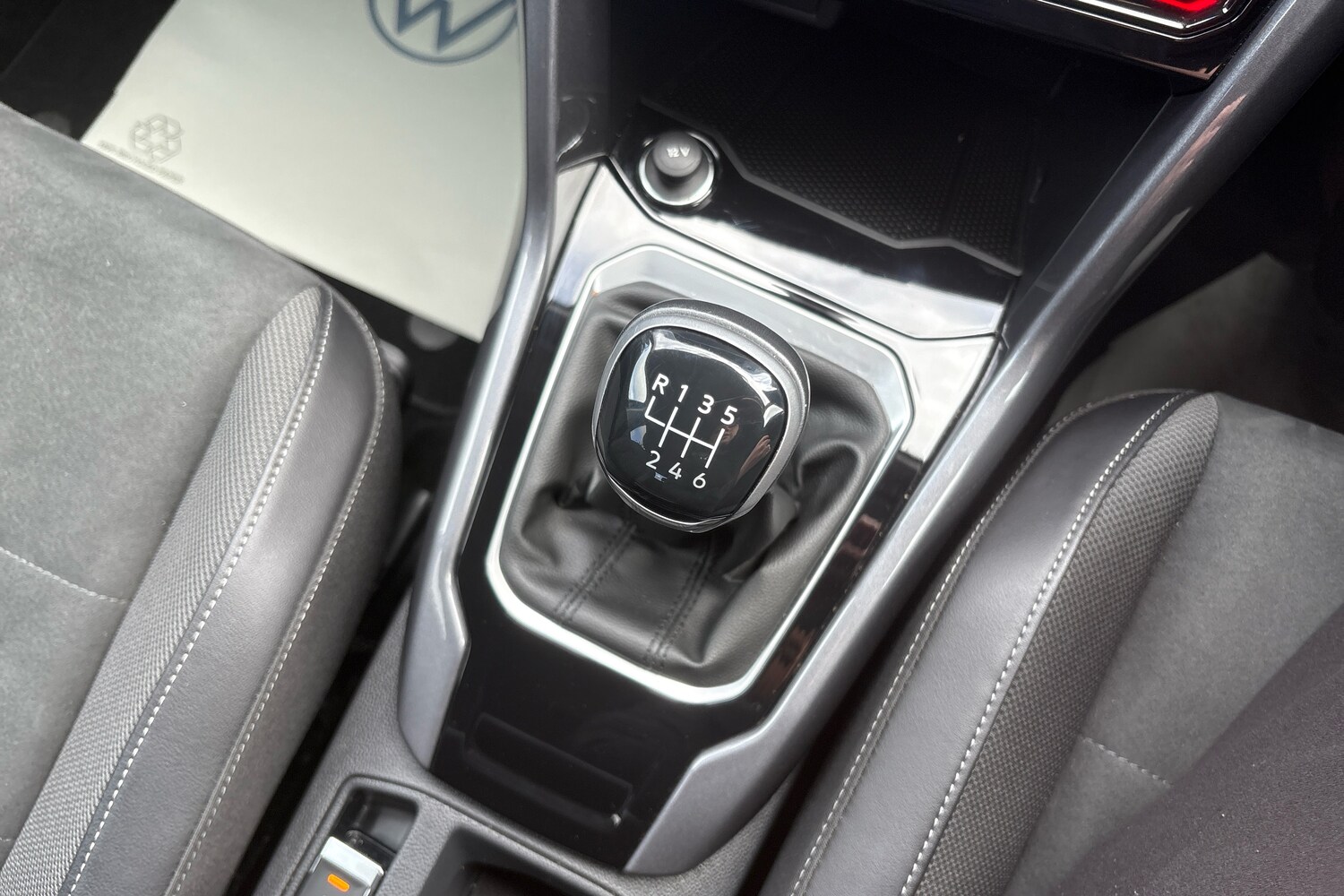 Used Volkswagen T-Roc 2022 for sale - 76675388: Photo 10