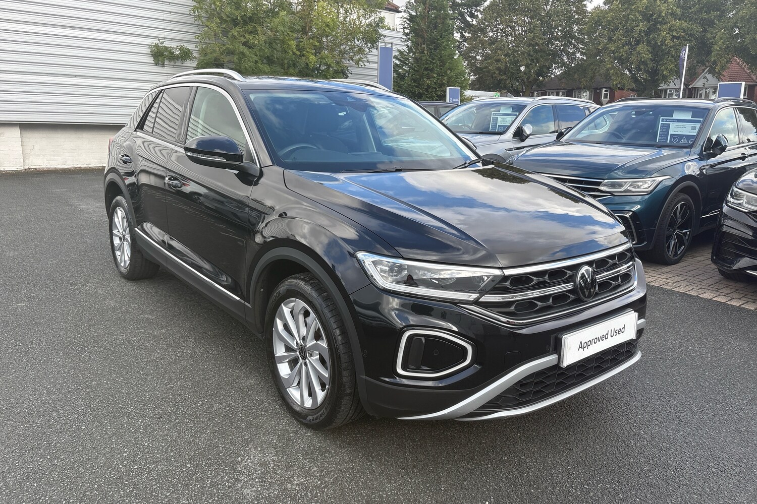 Used Volkswagen T-Roc 2022 for sale - 76675388: Photo 14