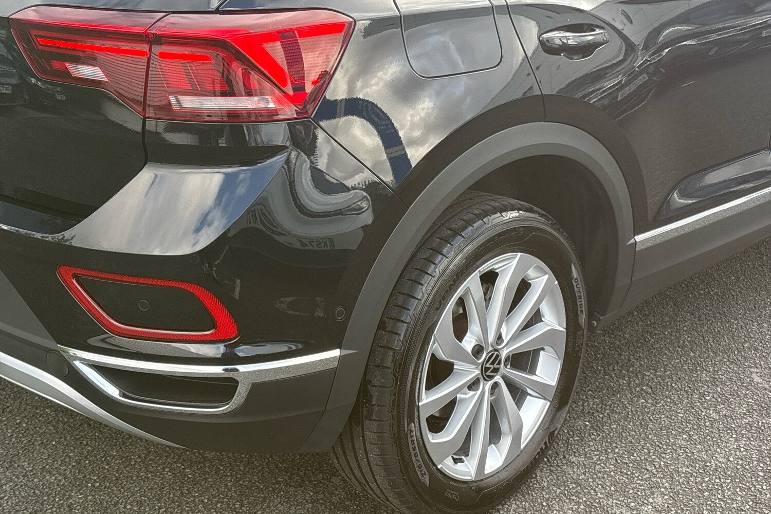 Used Volkswagen T-Roc 2022 for sale - 76675388: Photo 24
