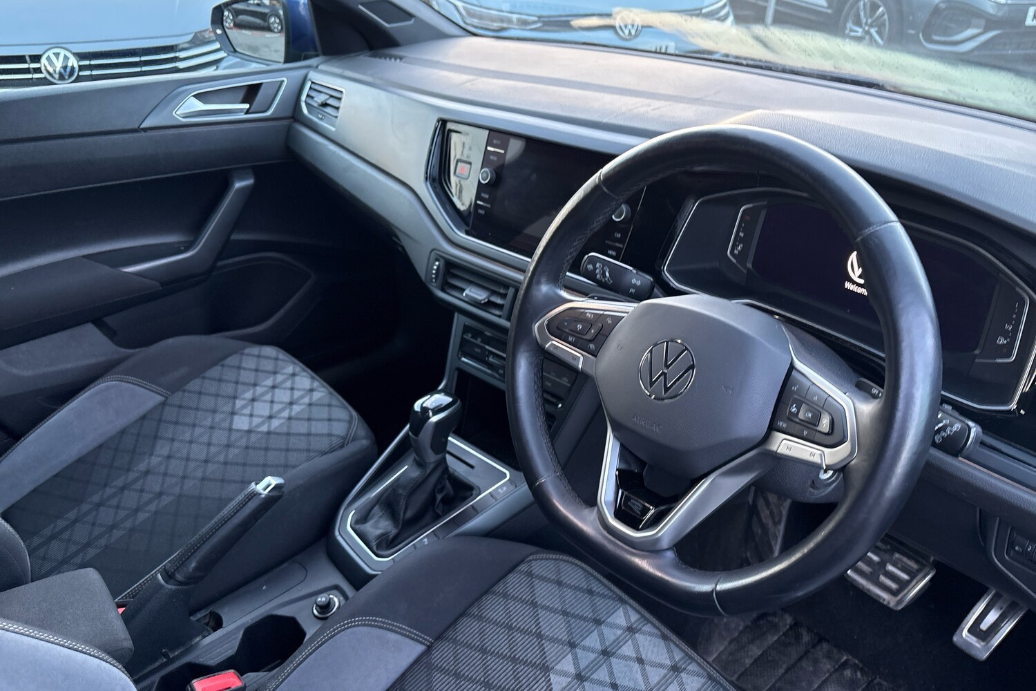 Used Volkswagen Polo 2022 for sale - 77205205: Photo 6