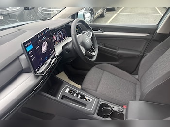 Used Volkswagen Golf 2025 for sale - 76841776: Photo