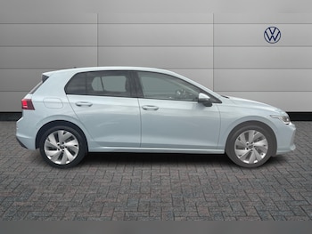 Used Volkswagen Golf 2025 for sale - 76841776: Photo