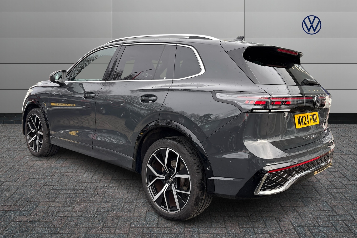 Used Volkswagen Tiguan 2024 for sale - 76677324: Photo 3