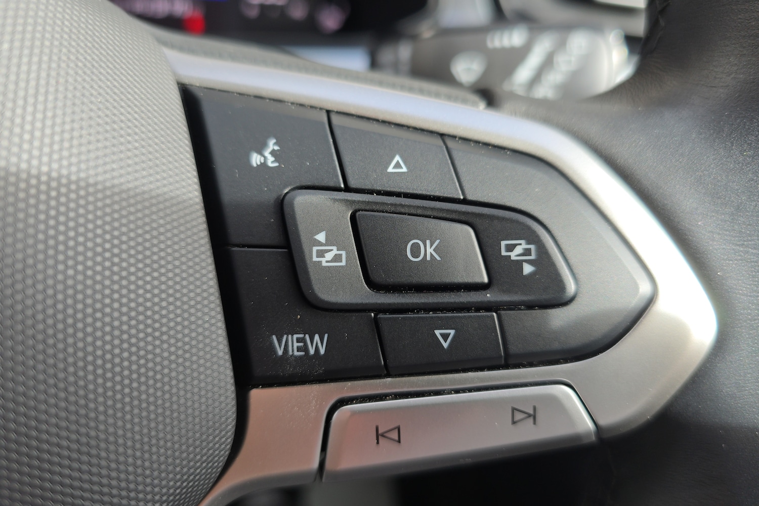 Used Volkswagen T-Roc 2024 for sale - 76677579: Photo 16