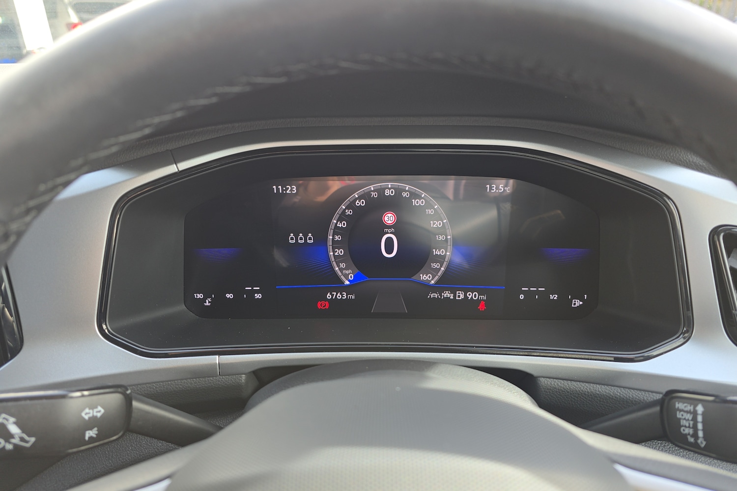 Used Volkswagen T-Roc 2024 for sale - 76677579: Photo 7