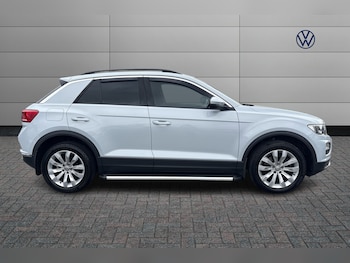Used Volkswagen T-Roc 2020 for sale - 78235906: Photo