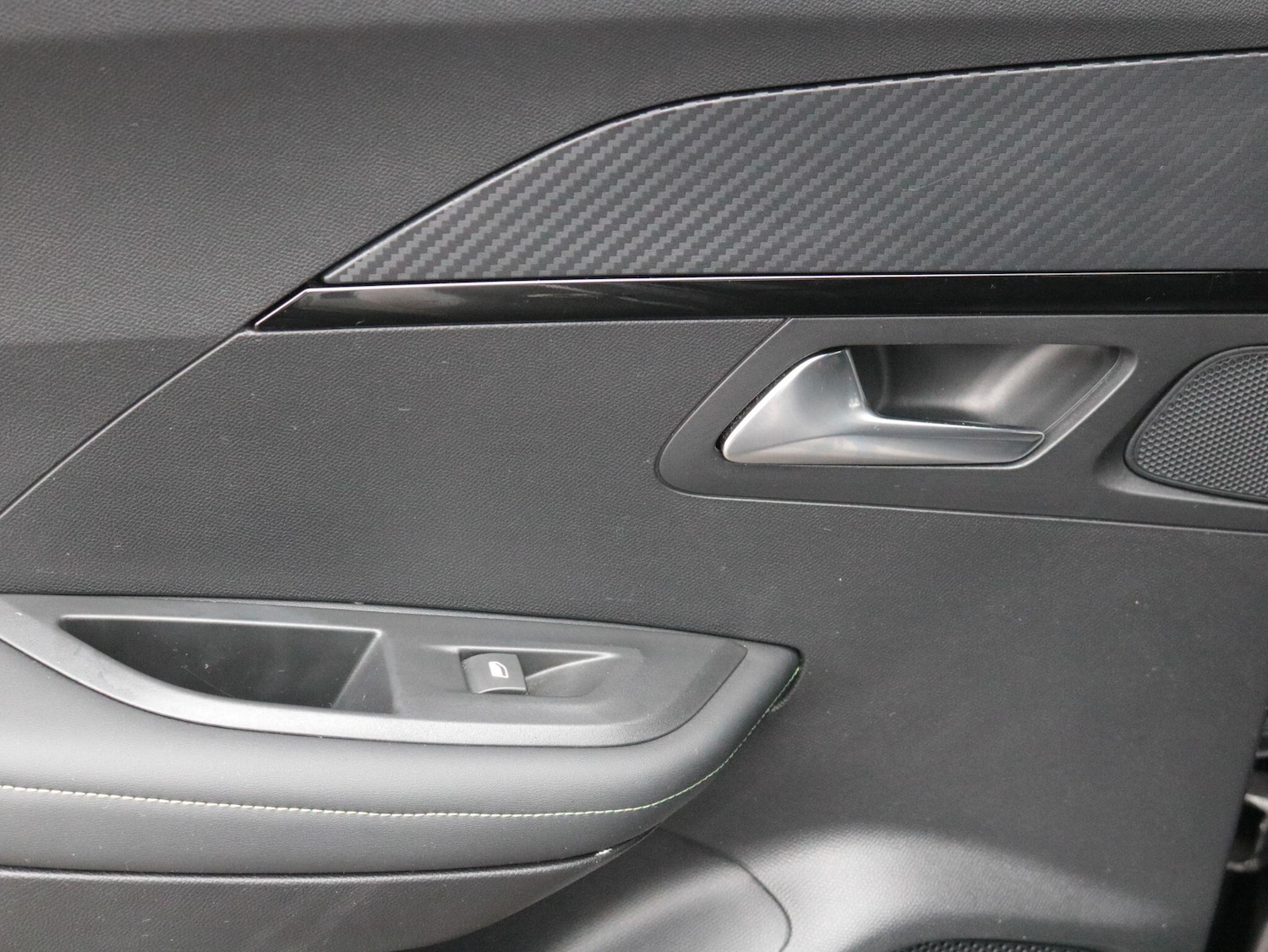 Used Peugeot 2008 2021 for sale - 76646211: Photo 25