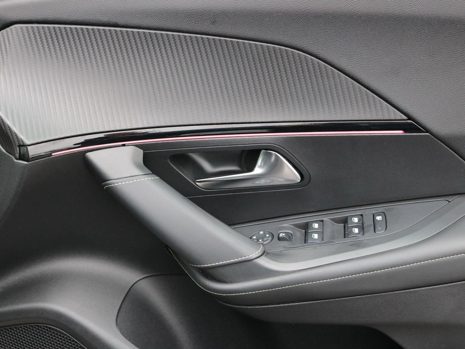 Used Peugeot 2008 2021 for sale - 76646211: Photo 26