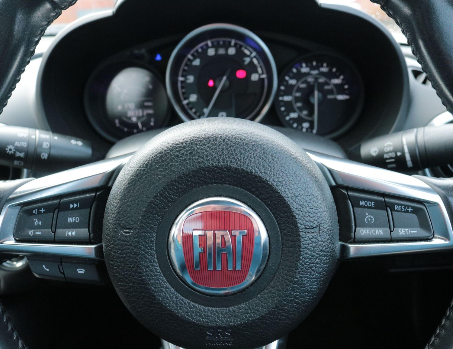 Used Fiat 124 Spider 2016 for sale - 78034887: Photo 12